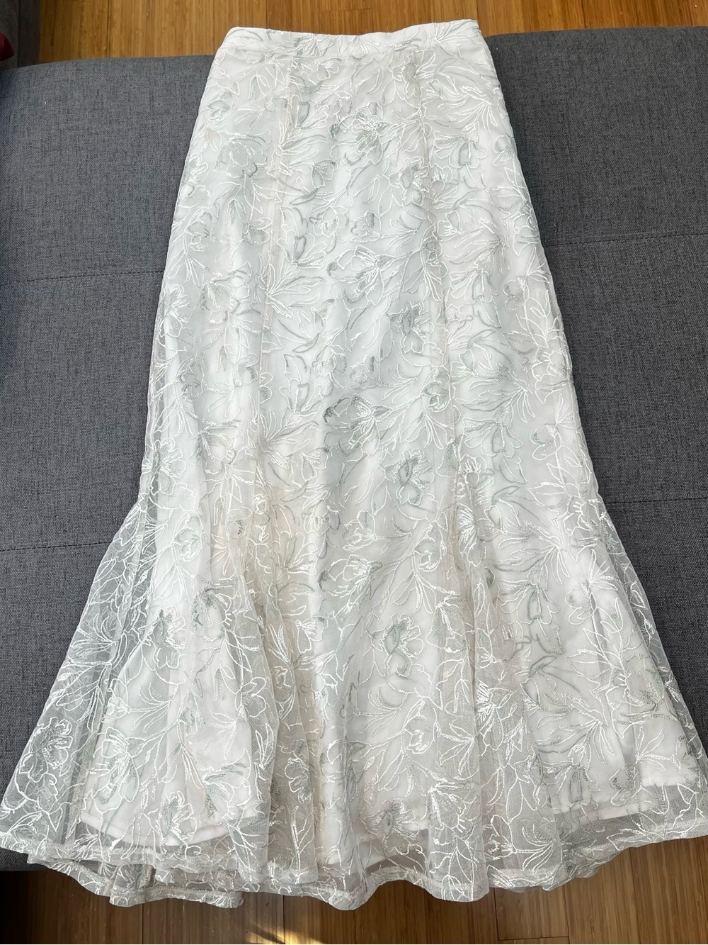 Àn Mille Ivory Lace Maxi Skirt